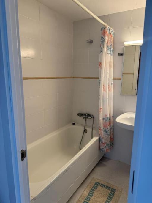 Apartmán 2Nda Linea Con Piscina En Miami Platja Miami Playa Exteriér fotografie